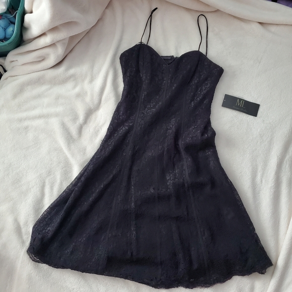 NEW Monique Lhuillier Lace Cutout Dress - Picture 2 of 7